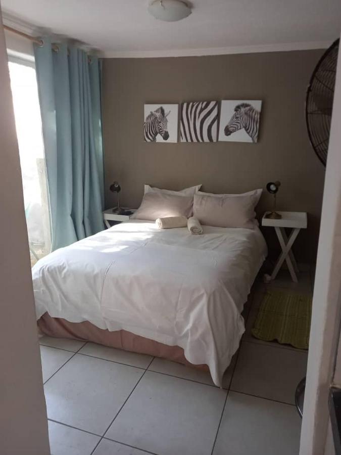 Self-Catering Studio, Unit 3 On Krupp Windhuk Zewnętrze zdjęcie